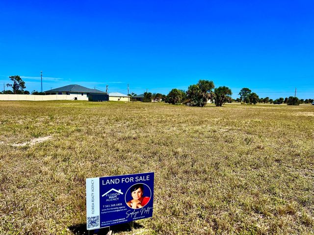 26 Hull Court, Placida, FL 33946