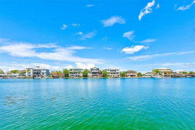410 HARBOR VIEW LANE, Largo, FL 33770