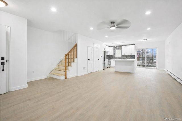 2829 Schurz Avenue, Bronx, NY 10465