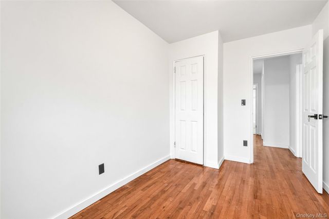 2829 Schurz Avenue, Bronx, NY 10465