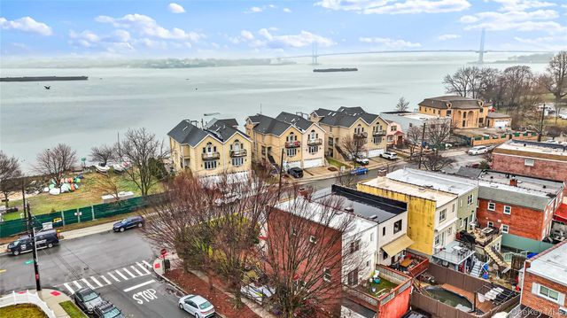 2829 Schurz Avenue, Bronx, NY 10465