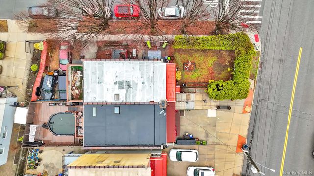 2829 Schurz Avenue, Bronx, NY 10465