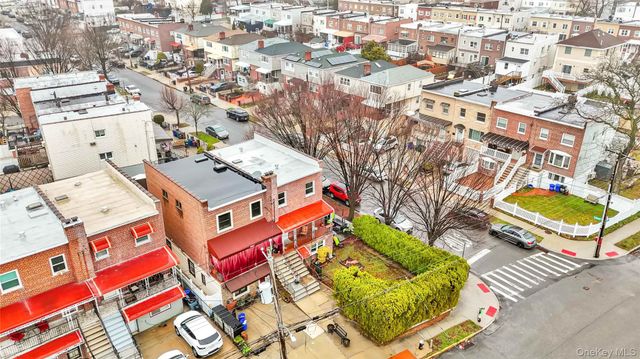 2829 Schurz Avenue, Bronx, NY 10465