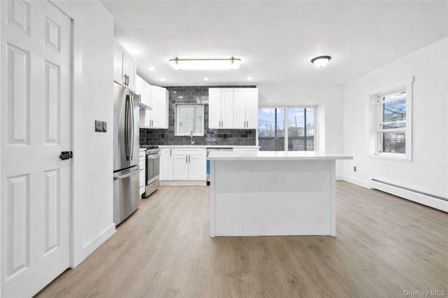 2829 Schurz Avenue, Bronx, NY 10465