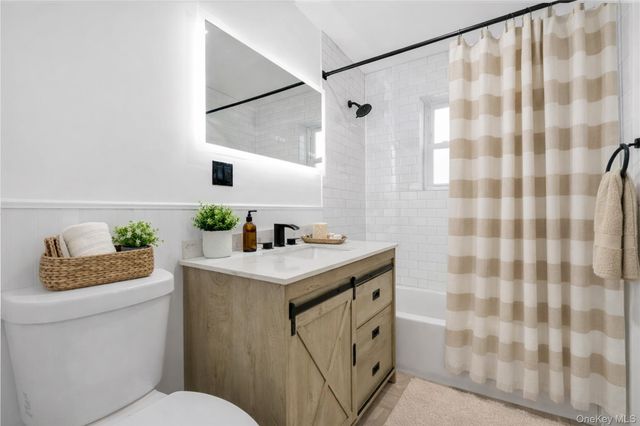 2829 Schurz Avenue, Bronx, NY 10465