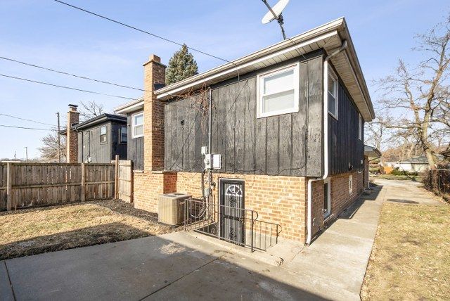 505 E 146TH Street, Dolton, IL 60419