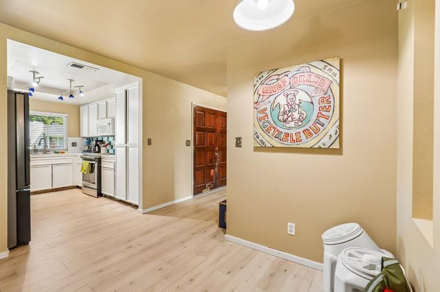 2854 Crittenden Ct, Stockton, CA 95207