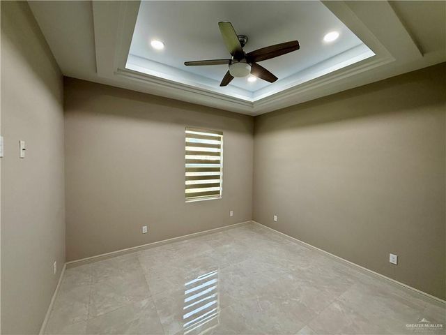 912 W Cheyenne Avenue, Pharr, TX 78577