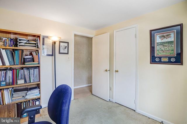 12842 FANTASIA DR, Herndon, VA 20170