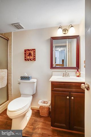 12842 FANTASIA DR, Herndon, VA 20170