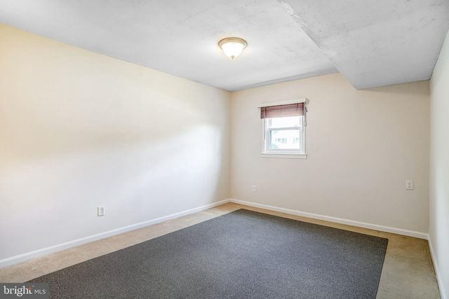 12842 FANTASIA DR, Herndon, VA 20170