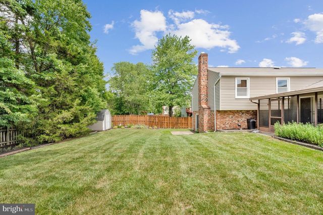12842 FANTASIA DR, Herndon, VA 20170
