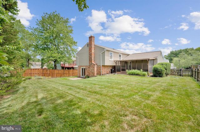 12842 FANTASIA DR, Herndon, VA 20170