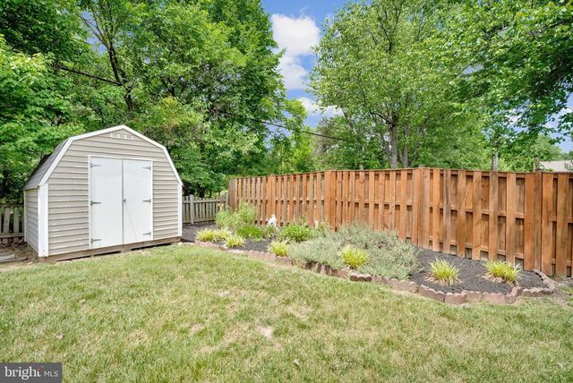 12842 FANTASIA DR, Herndon, VA 20170
