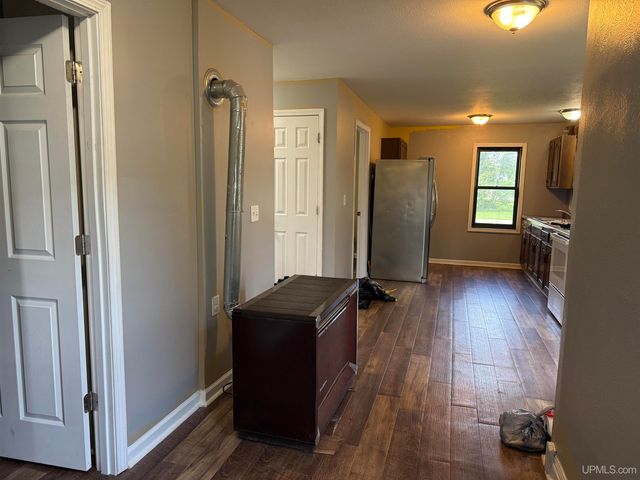 515 E Prospect Street, Munising, MI 49862