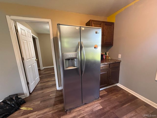 515 E Prospect Street, Munising, MI 49862