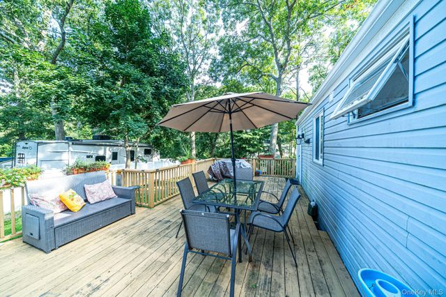 3 Newcomb Trail, Ridge, NY 11961
