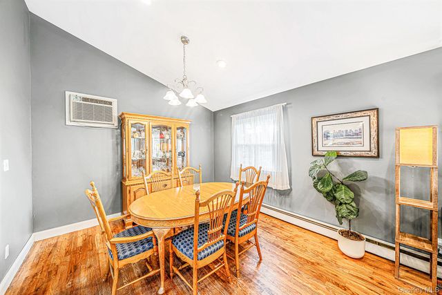3 Newcomb Trail, Ridge, NY 11961