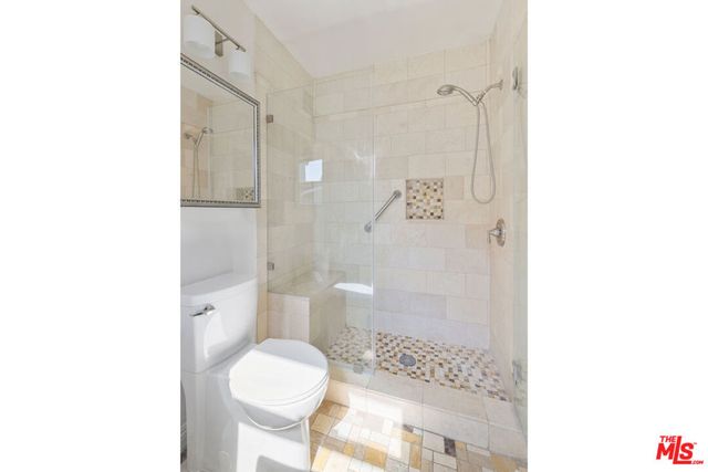 3311 Carlyle Street, Los Angeles, CA 90065