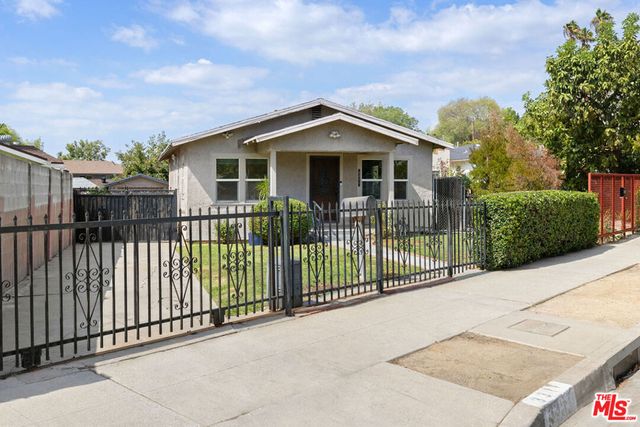 3311 Carlyle Street, Los Angeles, CA 90065