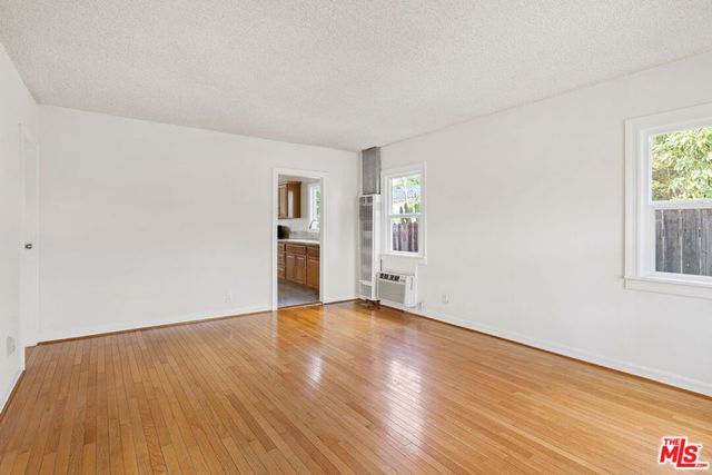 3311 Carlyle Street, Los Angeles, CA 90065