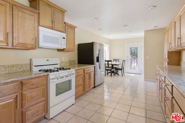3311 Carlyle Street, Los Angeles, CA 90065