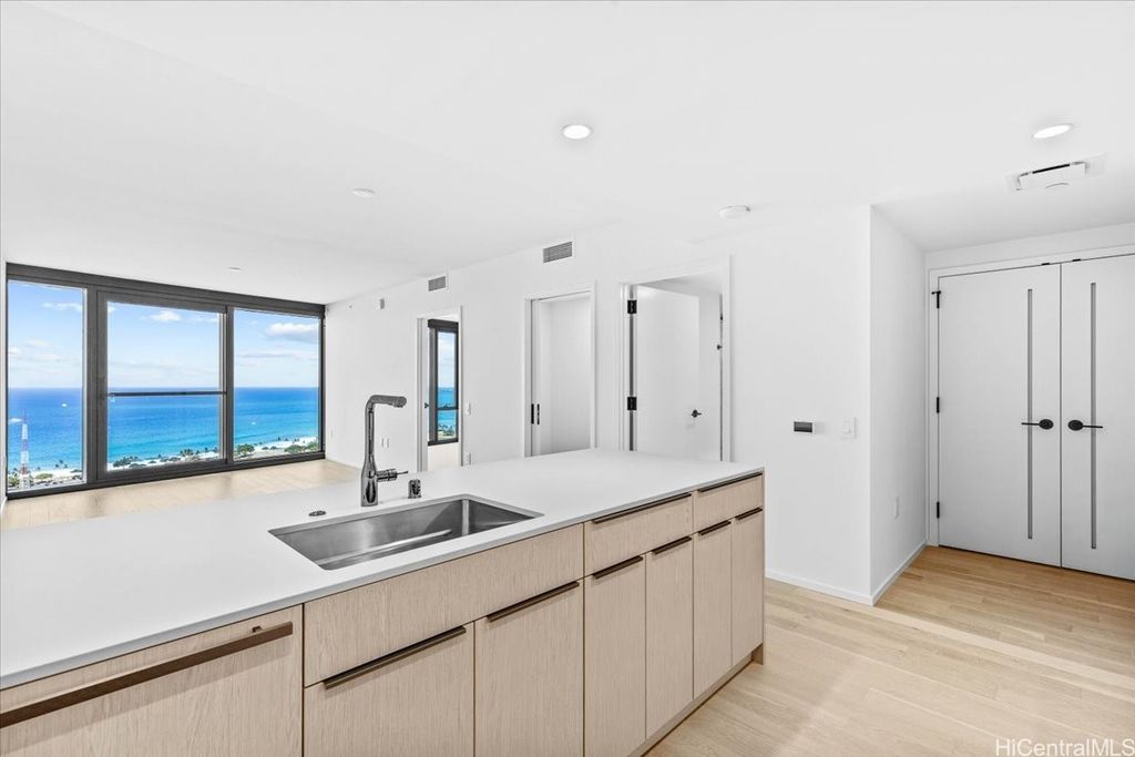 333 Ward Avenue 3701, Honolulu, HI 96814
