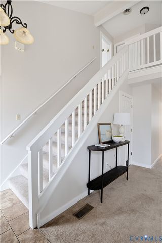 14429 Fox Knoll Dr, Colonial Heights, VA 23834