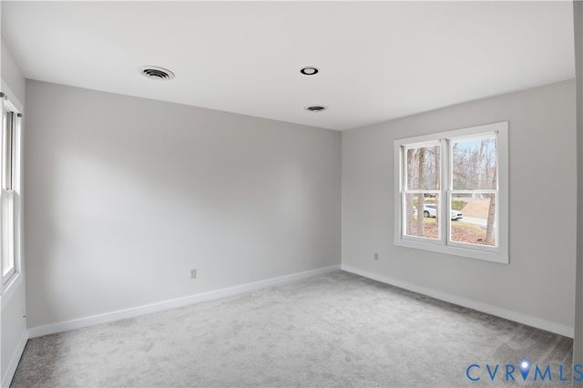 14429 Fox Knoll Dr, Colonial Heights, VA 23834