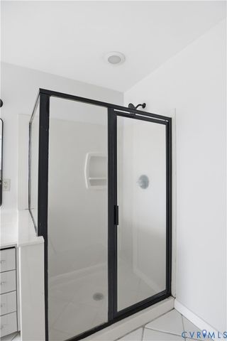 14429 Fox Knoll Dr, Colonial Heights, VA 23834