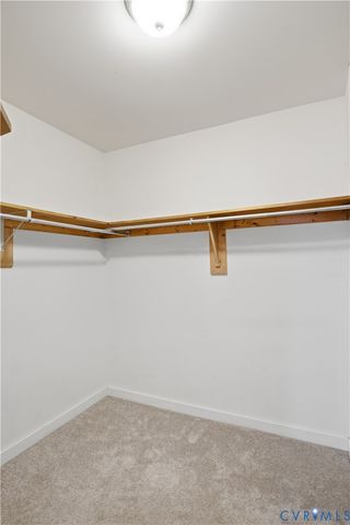 14429 Fox Knoll Dr, Colonial Heights, VA 23834