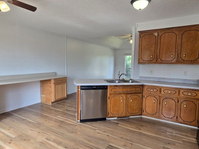 2025 Windroe Dr, Clarksville, TN 37042