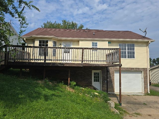 2025 Windroe Dr, Clarksville, TN 37042