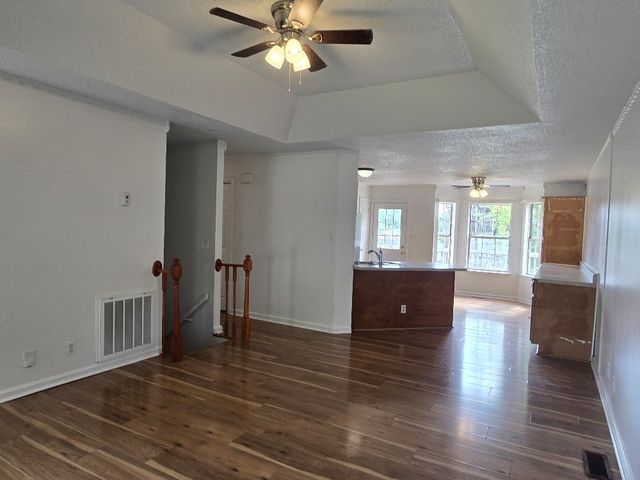 2025 Windroe Dr, Clarksville, TN 37042