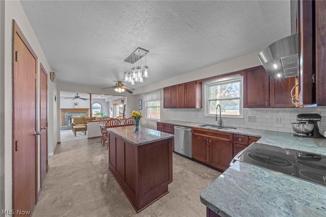 25684 Hidden Acres Drive, Westlake, OH 44145