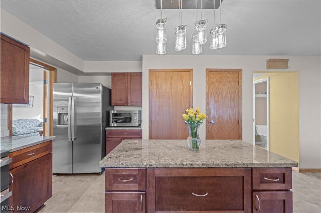 25684 Hidden Acres Drive, Westlake, OH 44145