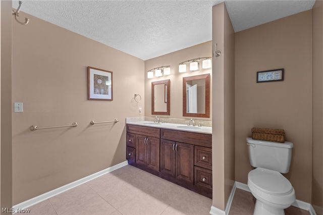 25684 Hidden Acres Drive, Westlake, OH 44145