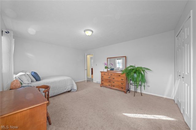 25684 Hidden Acres Drive, Westlake, OH 44145