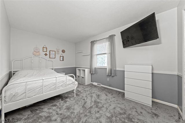 25684 Hidden Acres Drive, Westlake, OH 44145