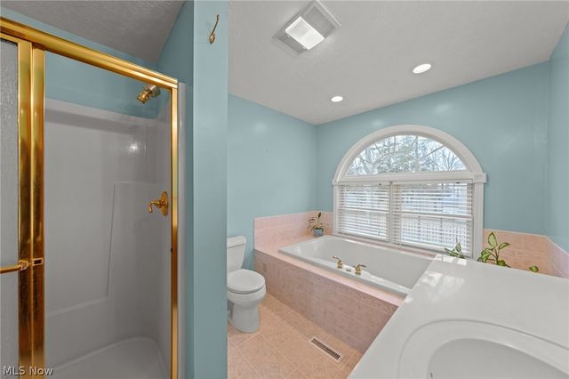 25684 Hidden Acres Drive, Westlake, OH 44145