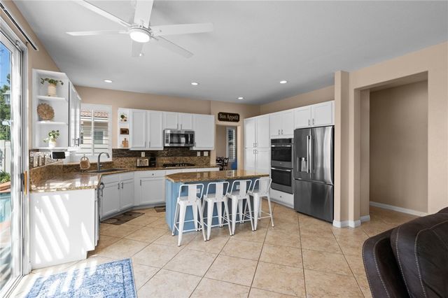 28997 New Harmony Court, Menifee, CA 92584