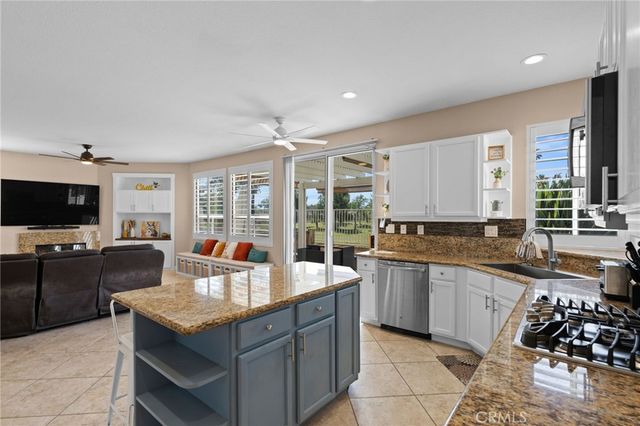 28997 New Harmony Court, Menifee, CA 92584