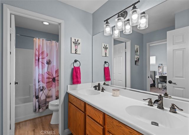 28997 New Harmony Court, Menifee, CA 92584