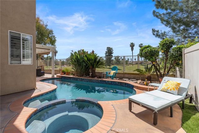 28997 New Harmony Court, Menifee, CA 92584