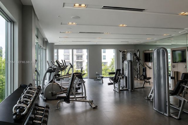 1600 SW 1st Avenue 303, Miami, FL 33129