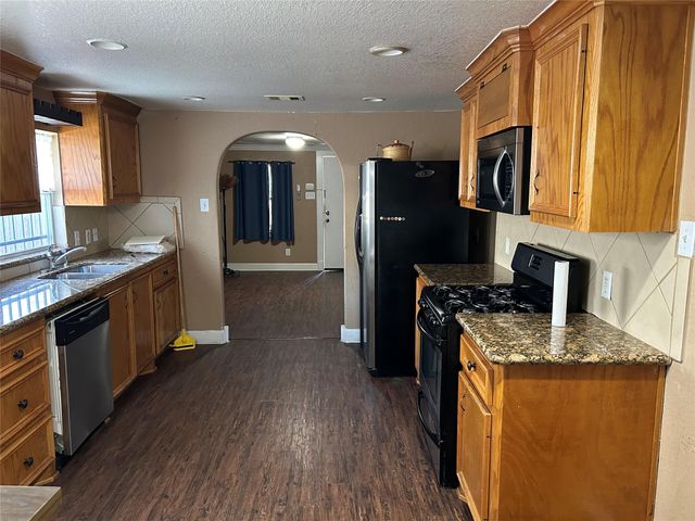 2217 Chew Street, Houston, TX 77020