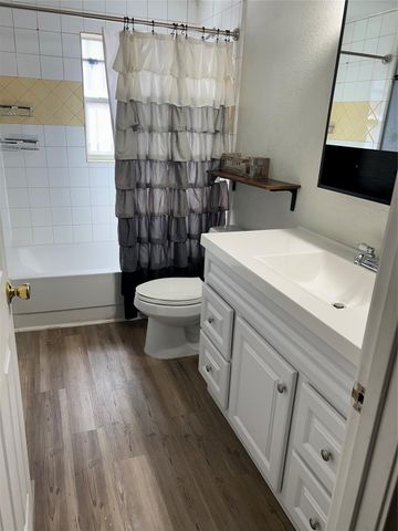 2217 Chew Street, Houston, TX 77020