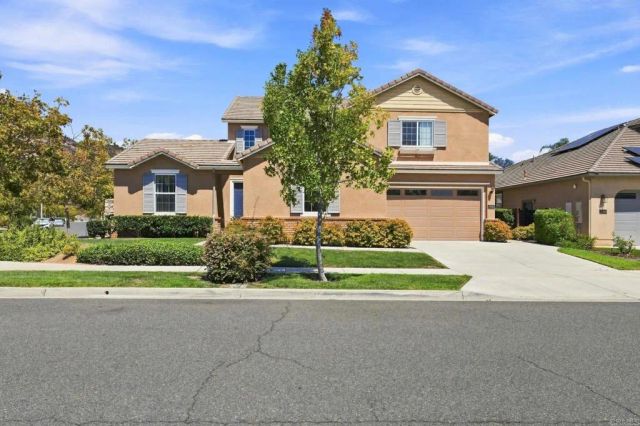 2990 Burnet Drive, Escondido, CA 92027
