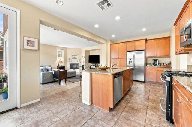 2990 Burnet Drive, Escondido, CA 92027