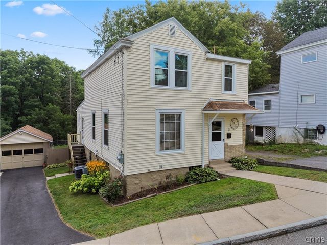 21 Elderkin Avenue, Camillus, NY 13031